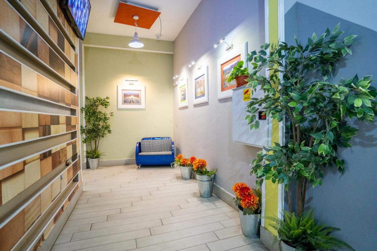 Cozy Little Apartment In Studentski Grad Sofie Exteriér fotografie